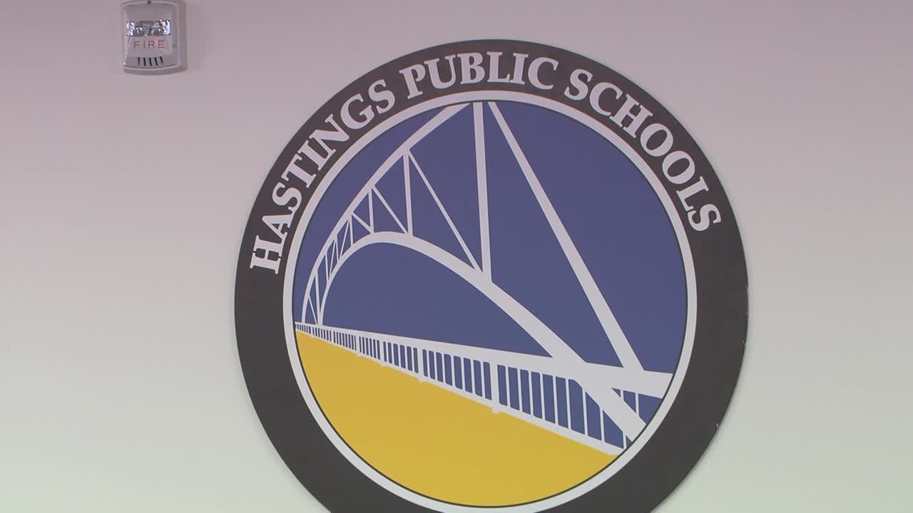 Hastings school officials discuss policy change on what’s allowed on school walls — KSTP 5 — Gopher, Lubbock Schools news