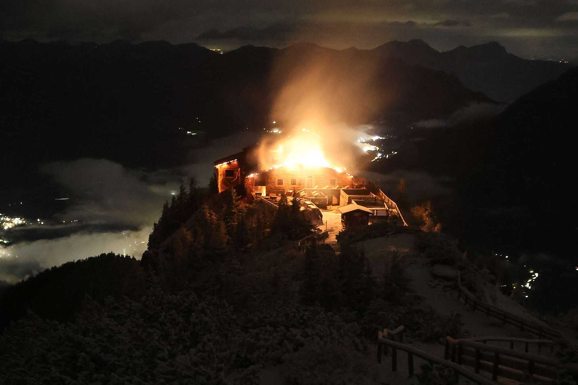 Fire devastates Eagle's Nest retreat built for Hitler in Germany; A suspect is detained — WESH 2 Orlando, Lubbock Community news