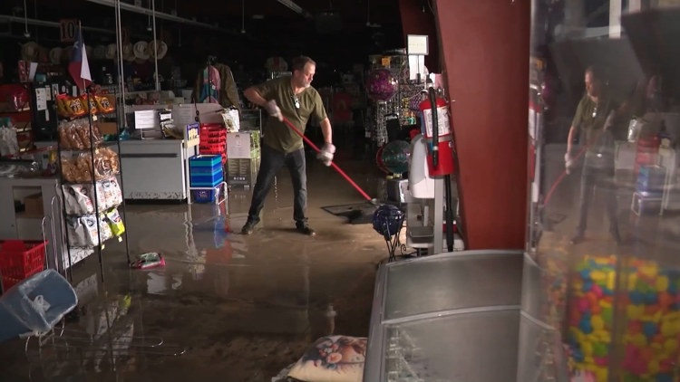IRS extends tax deadlines for Bexar and other flood-hit counties as Texas appeals FEMA aid denial — Lubbock Community news