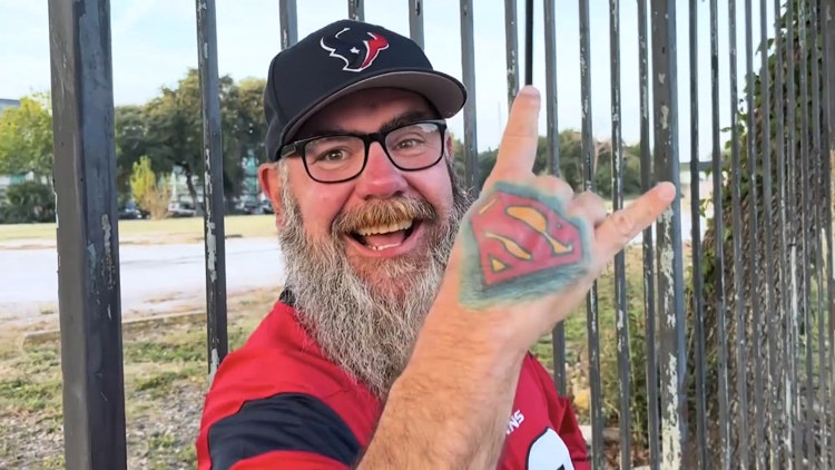 ‘This is my team’ | Texans fan drives from San Antonio to Houston for every home game — KENS 5 (San Antonio), Lubbock Sports news