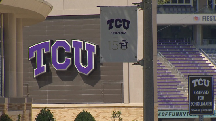 Texas Christian University chancellor resigns, university confirms — WFAA (Dallas-Fort Worth), Lubbock Community news
