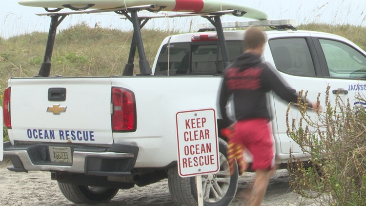 Jacksonville Beach Ocean Rescue braces for impacts from high tides, rough surf — First Coast News Local, Lubbock Community news